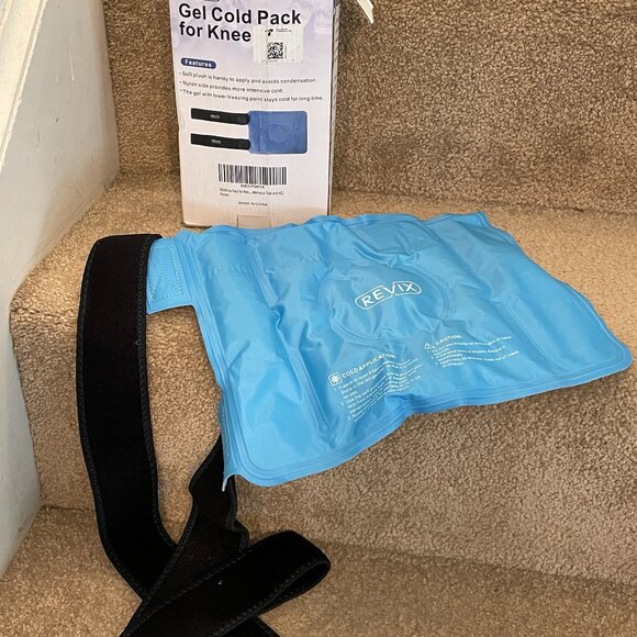 NIB Gel Cold Pack for Knee REVIX Reusable Meniscus Tear ACL - Picture 3 of 4